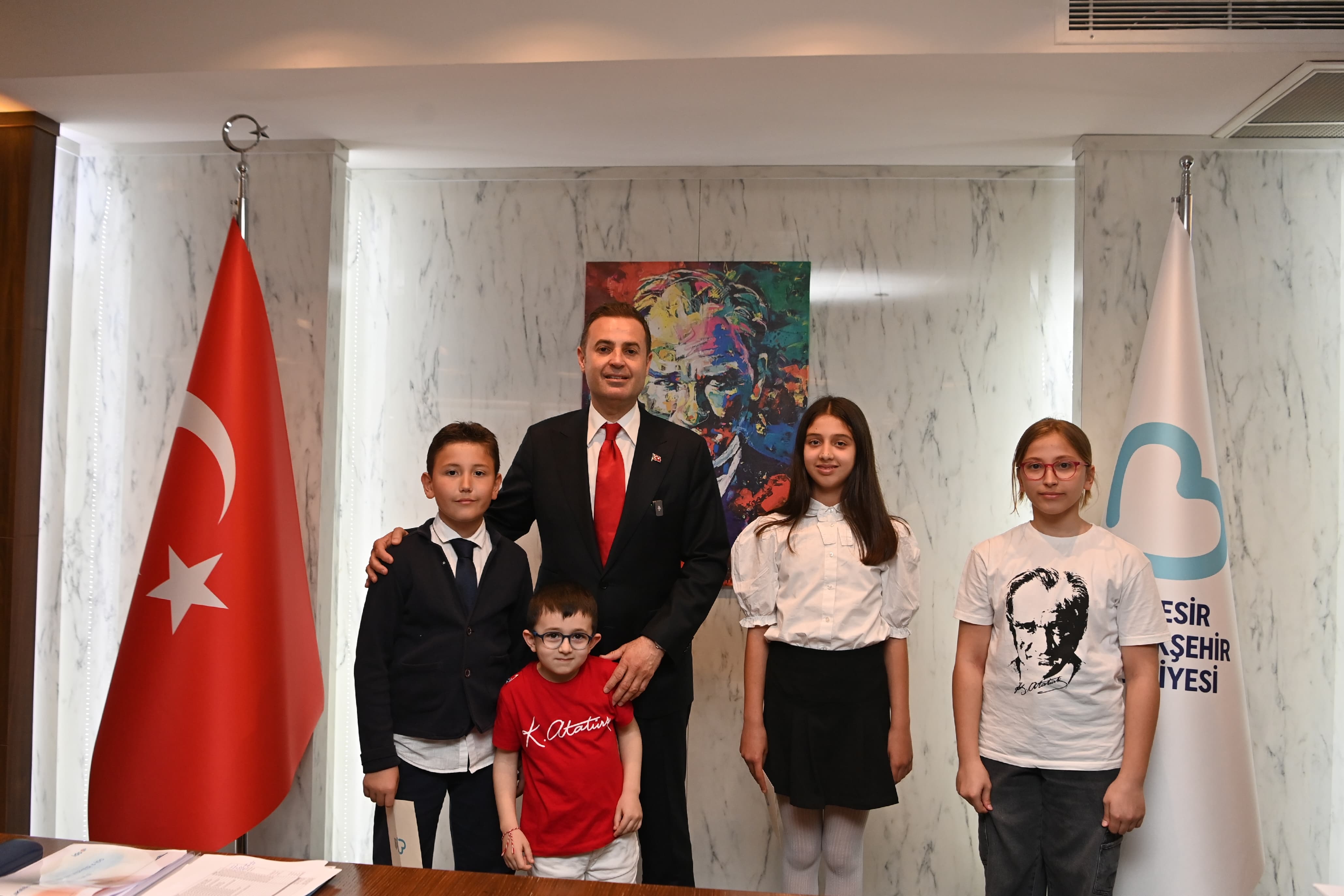 Büyükşehir’den çocuklara coşku dolu bayram kutlaması 